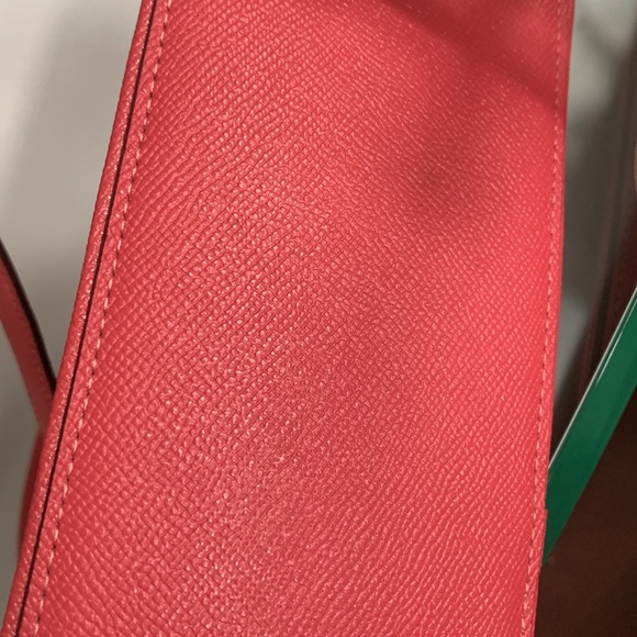 Coach - Picture 6 of 9